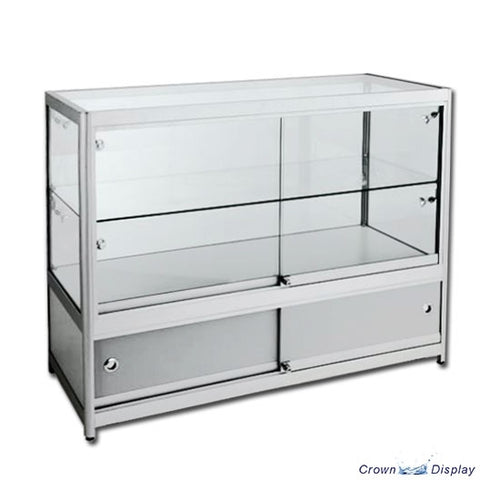 aluminium deluxe showcase with lighting available in four sizes